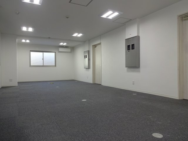 フクダ不動産堺筋本町ビルの内装|内装リニューアル済み