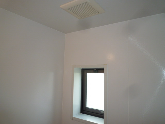 ビックイーストⅡ　Ａの浴室|浴室窓