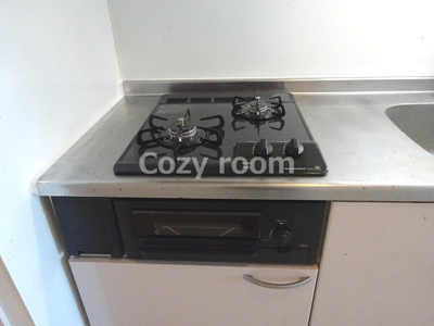 【キッチン】 | TMK江坂 | ガス2口なのでお料理しやすいですね