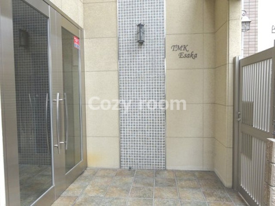 【エントランス】 | TMK江坂 | 毎日通るエントランスはこのようになっています