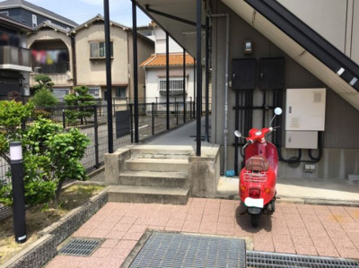 【エントランス】 | アメニティ大美野B