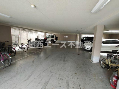 【駐車場】 | ロンモンターニュ小阪