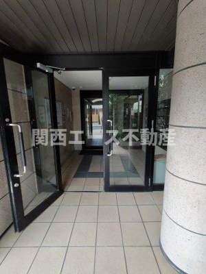 【エントランス】 | ロンモンターニュ小阪