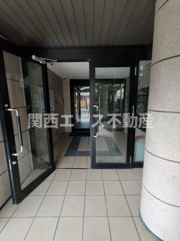 【エントランス】 | ロンモンターニュ小阪