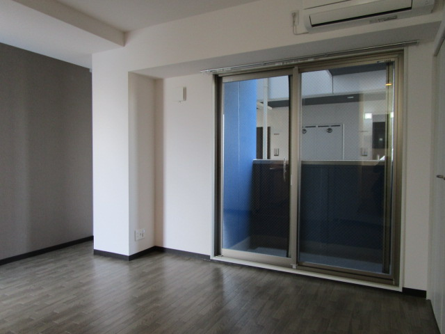 みおつくし十三の洋室