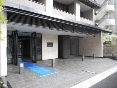 ベラジオ四条大宮Ⅲのエントランス