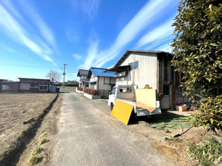 【前面道路含む現地写真】