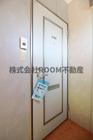 ラパン郡元の玄関|明るい玄関です