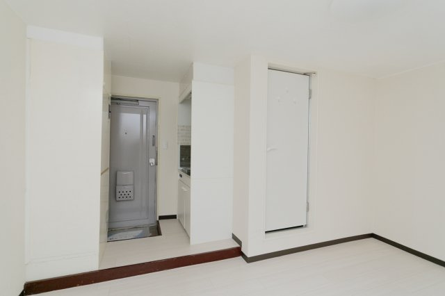 レジデンスカープ新小岩 の洋室