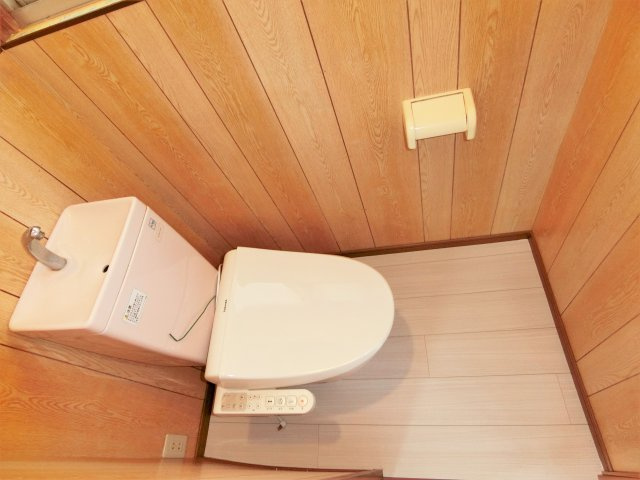 土気町戸建のトイレ