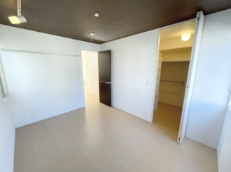 【洋室】 | 晄颯　弐