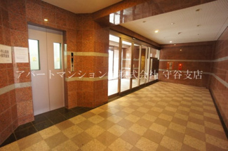 【エントランス】 | エレベータ