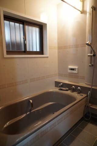 中古戸建　大東市野崎3丁目（昭和40年築）の浴室