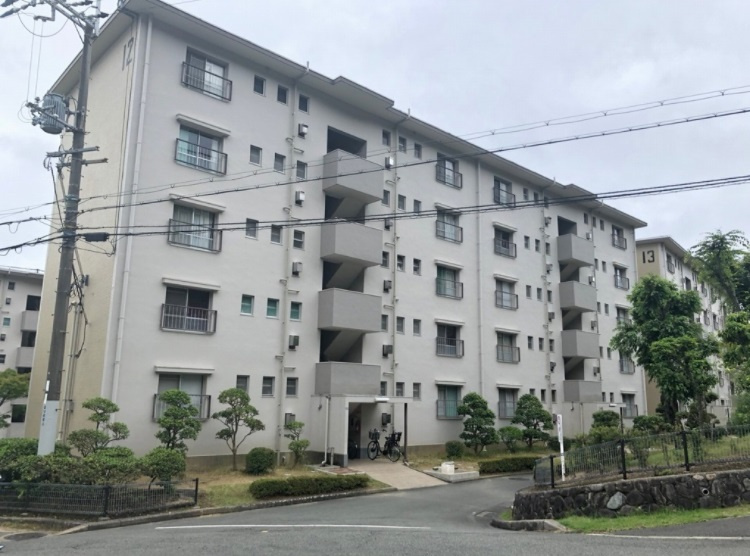 箕面市如意谷３丁目の中古マンションの外観