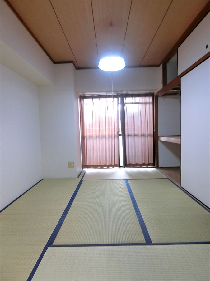 エスポワール六ツ門の和室|落ち着いた雰囲気の和室付きです
