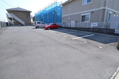 【駐車場】 | バローネ・イースト