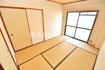 【寝室】 | ファースト小阪