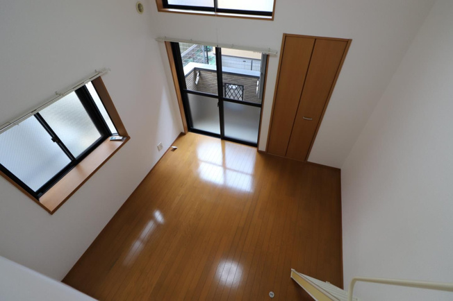 【洋室】 | ピュア姪浜七番館 | 落ち着いた色調の洋室です