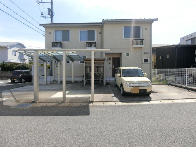 ヴァン　テ　アン の駐車場