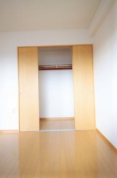 熊本市中央区本荘６丁目の賃貸マンションの収納