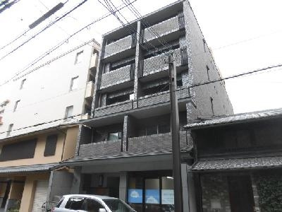 ランブラス衣棚御池の外観