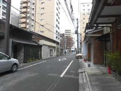 ランブラス衣棚御池の周辺|前面道路