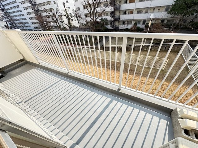 狭山ハウス1号棟のバルコニー