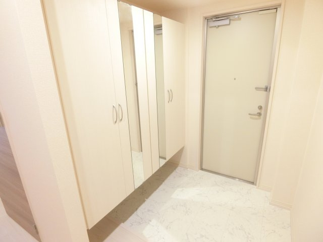 gracia naveの玄関