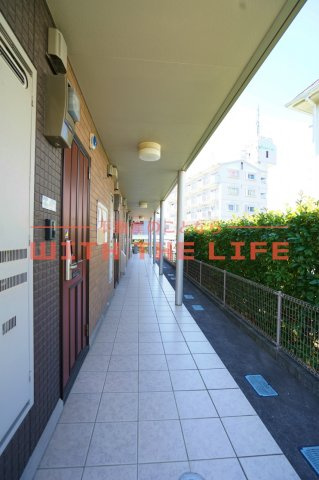 エントラール【キャッシュバック対象物件】のエントランス|建物の内部です