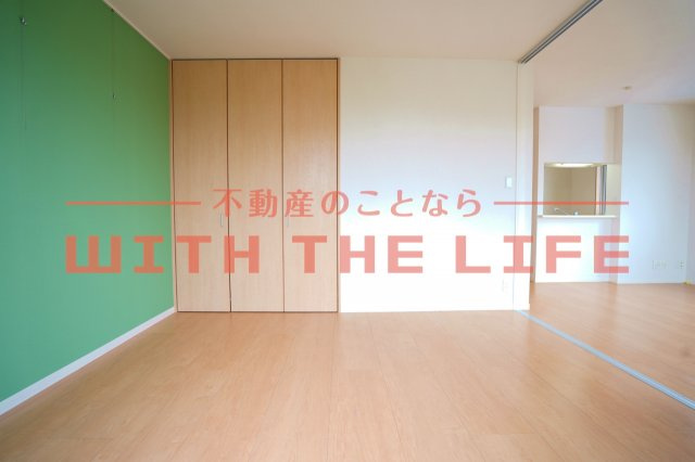 グランメゾン大石【キャッシュバック対象物件】の洋室|広々とした洋室です