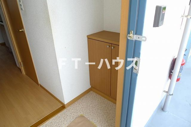 ライズ・イン　ハウスの玄関|玄関