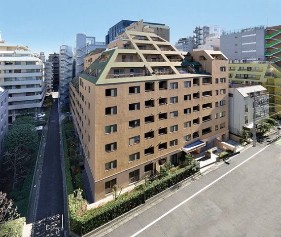 千代田区麹町２丁目の賃貸マンションの外観