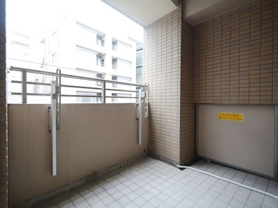 千代田区麹町２丁目の賃貸マンションのバルコニー