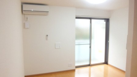 リブリ・グランディスの子供部屋|エアコンつき