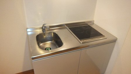 リブリ・グランディスのキッチン|ＩＨコンロ付きです。