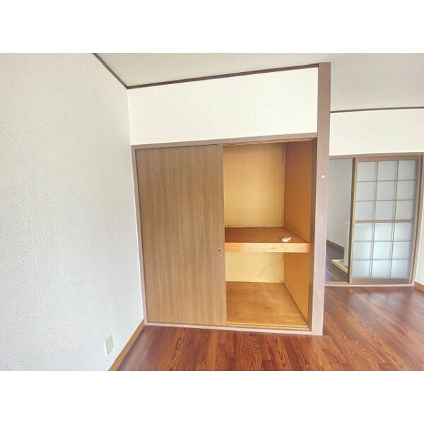 エブリワン西棟の収納