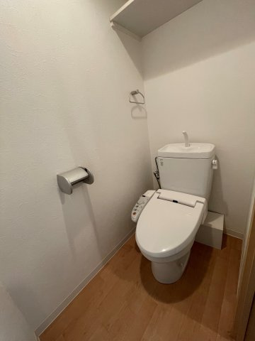 レジデンスシンコーのトイレ|温水洗浄機能付きトイレ