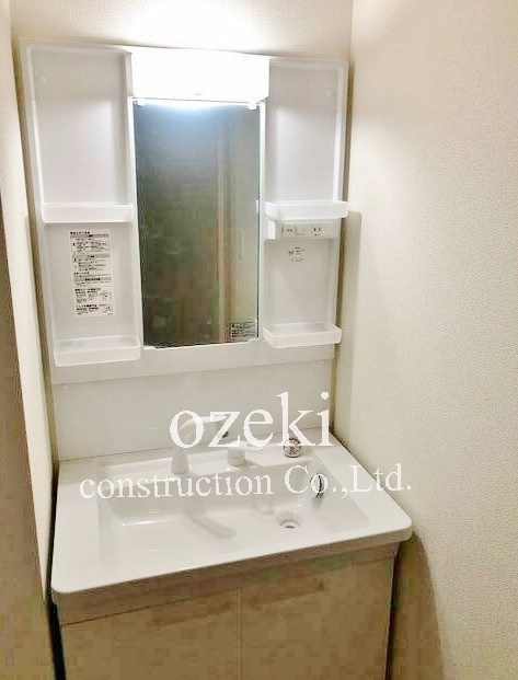 Kolet越谷大袋の独立洗面台