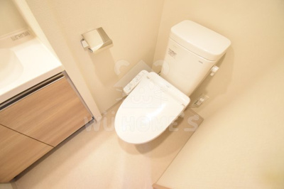 【トイレ】 | パークアクシス四ツ橋 | 落ち着いた色調のトイレです