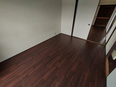  | メゾン三島