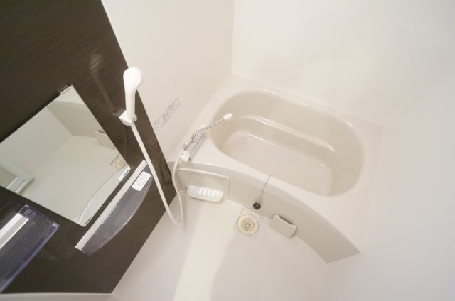 AILE宝塚Ⅲ（エールタカラヅカ３）の浴室