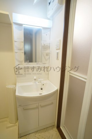 AILE宝塚Ⅲ（エールタカラヅカ３）の洗面所