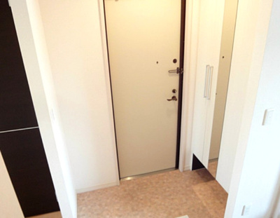 【玄関】 | ファミーユ・M