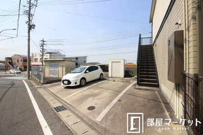 【駐車場】 | 神池ソレイユ