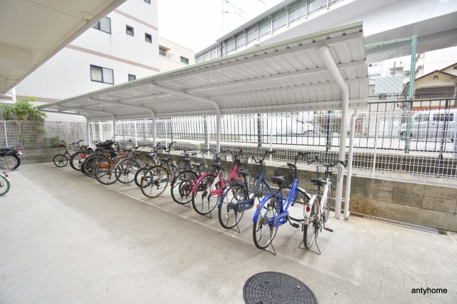 ユニコート　仲介手数料無料の駐車場
