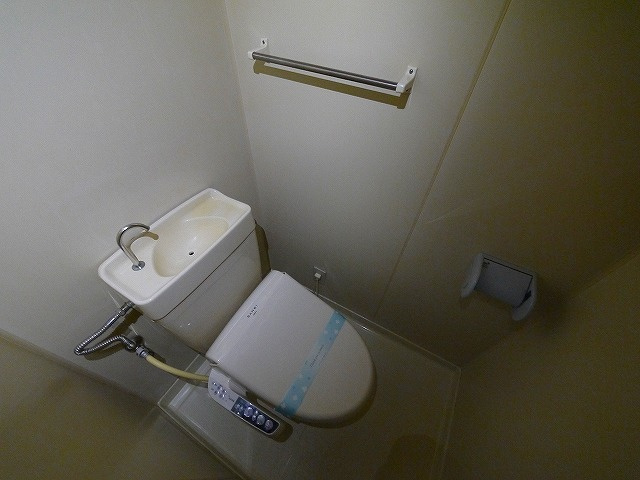 アメニティ新大宮のトイレ|シンプルで使いやすいトイレです