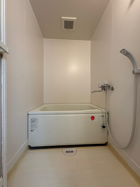 エステート宮久保Ｄの浴室|一日の疲れを癒すのはやっぱりお風呂♪