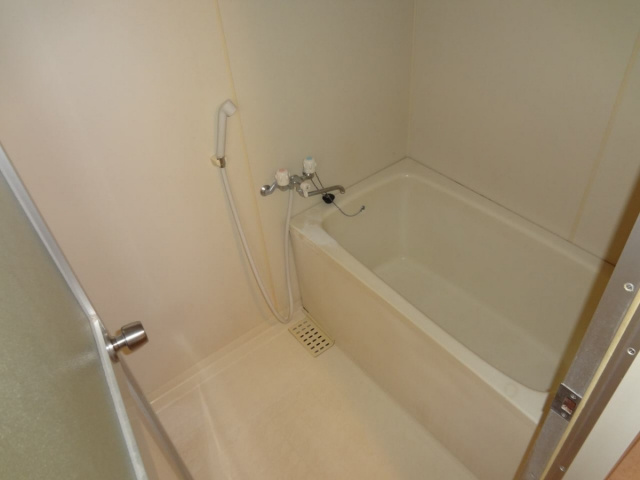 【浴室】 | レスカール鵜の森 | ※同建物同型別のお部屋