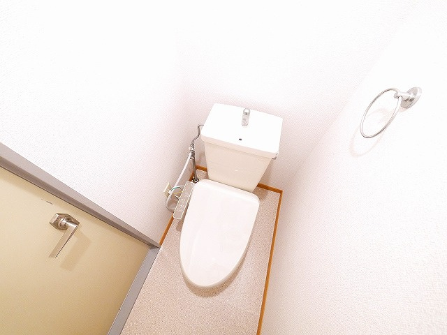 ブランドール土谷Ⅱのトイレ|落ち着いたトイレです