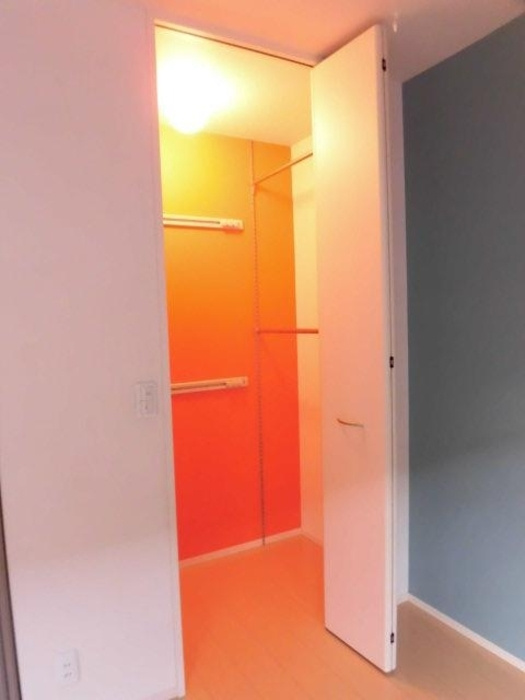 オリーヴァ東合川の収納